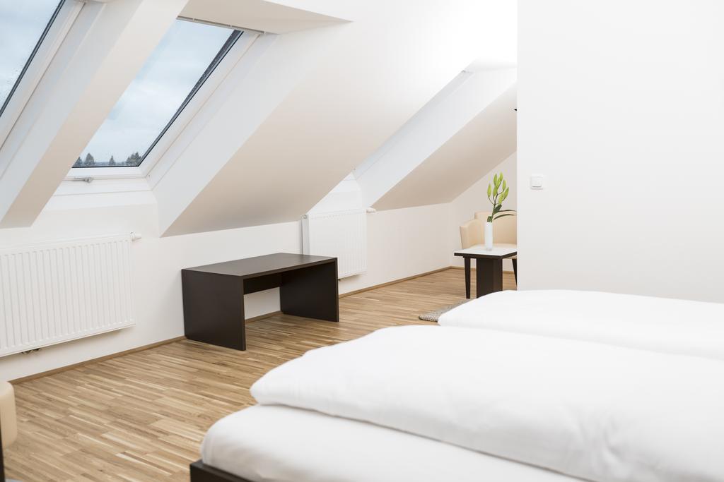 Gaestezimmer By Joechlinger Gerasdorf bei Wien Buitenkant foto
